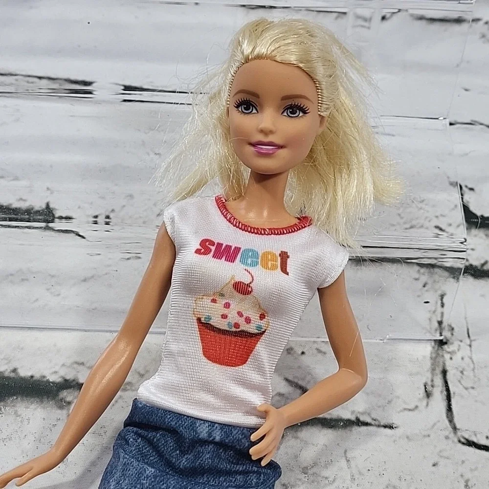 Barbie Doll Careers Cupcake Bakery Chef Doll